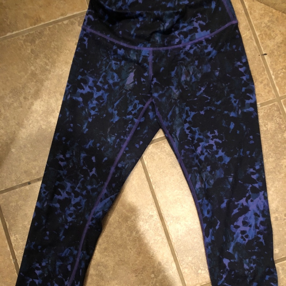 Lululemon crop leggings